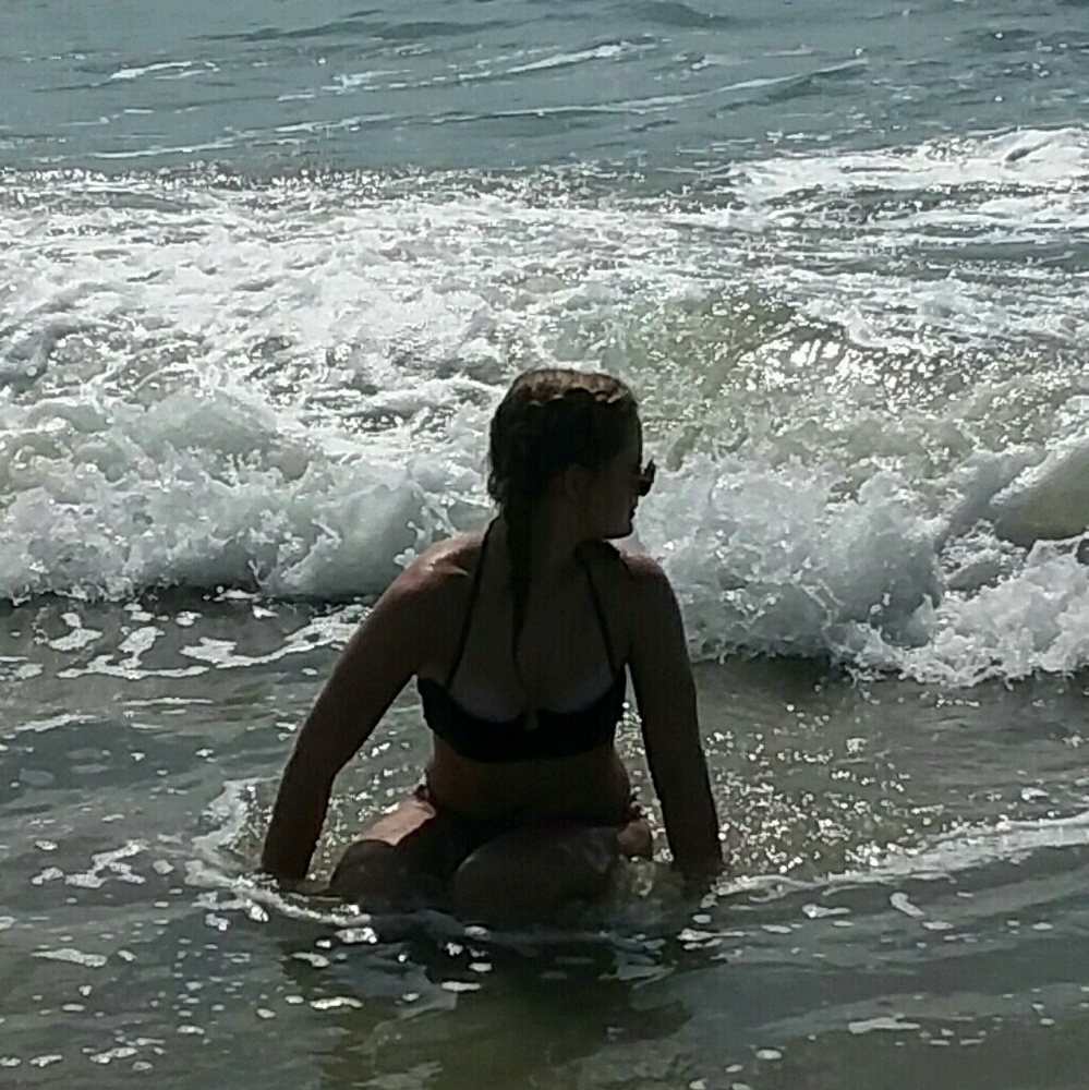 Meet your Posher, Emma